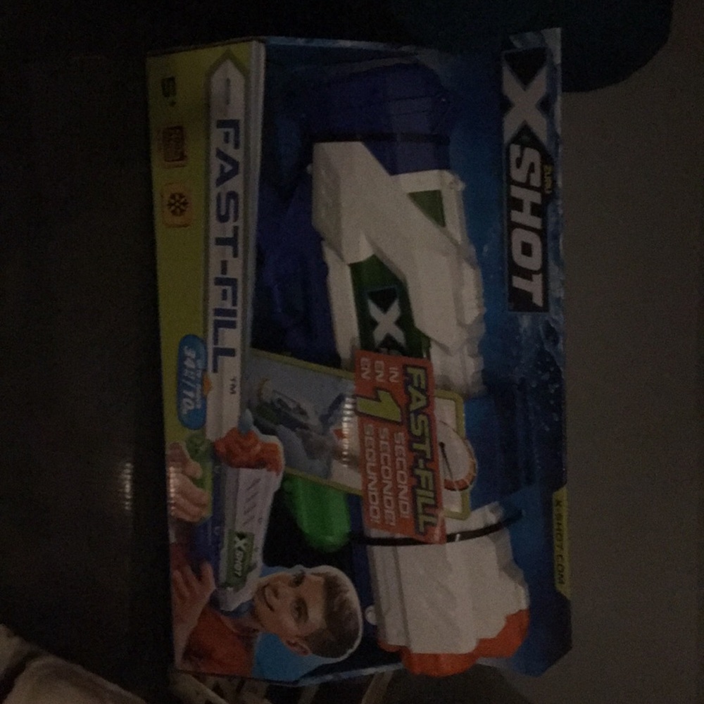 *Brand New* Xshot fast-a-fill water gun